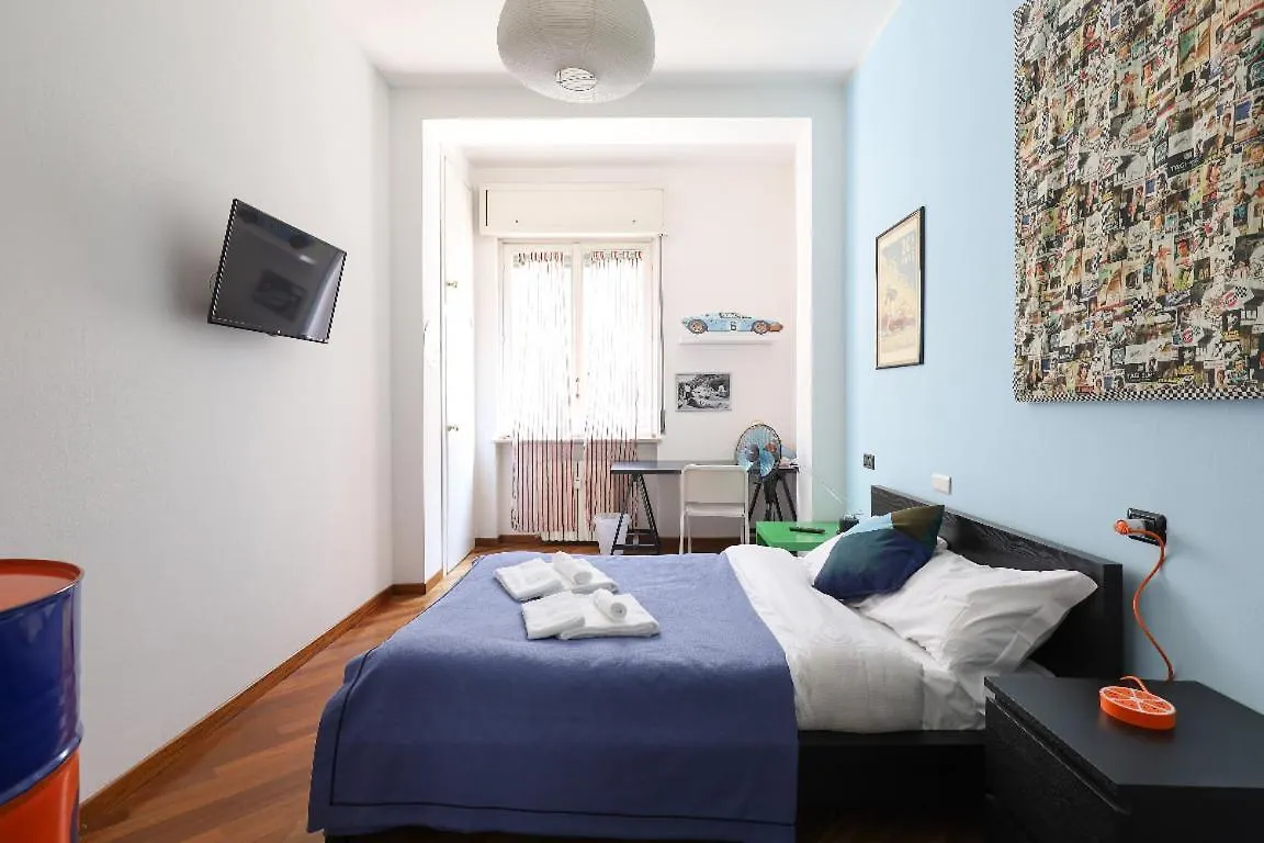 Apartament Grande Appartamento In Zona Navigli Mediolan